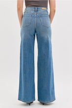 Load image into Gallery viewer, Cello Cool Girl High Rise Wide Leg Jeans