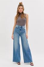 Load image into Gallery viewer, Cello Cool Girl High Rise Wide Leg Jeans
