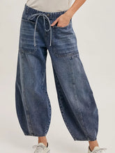 Load image into Gallery viewer, Denim Mid-Waist Barrel Jeans (DARK)

